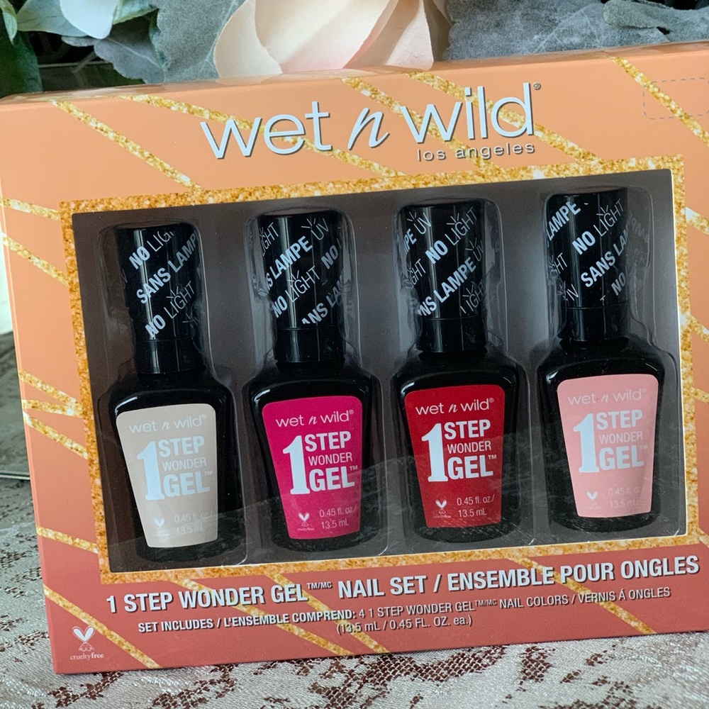 Wet n wild nail set
